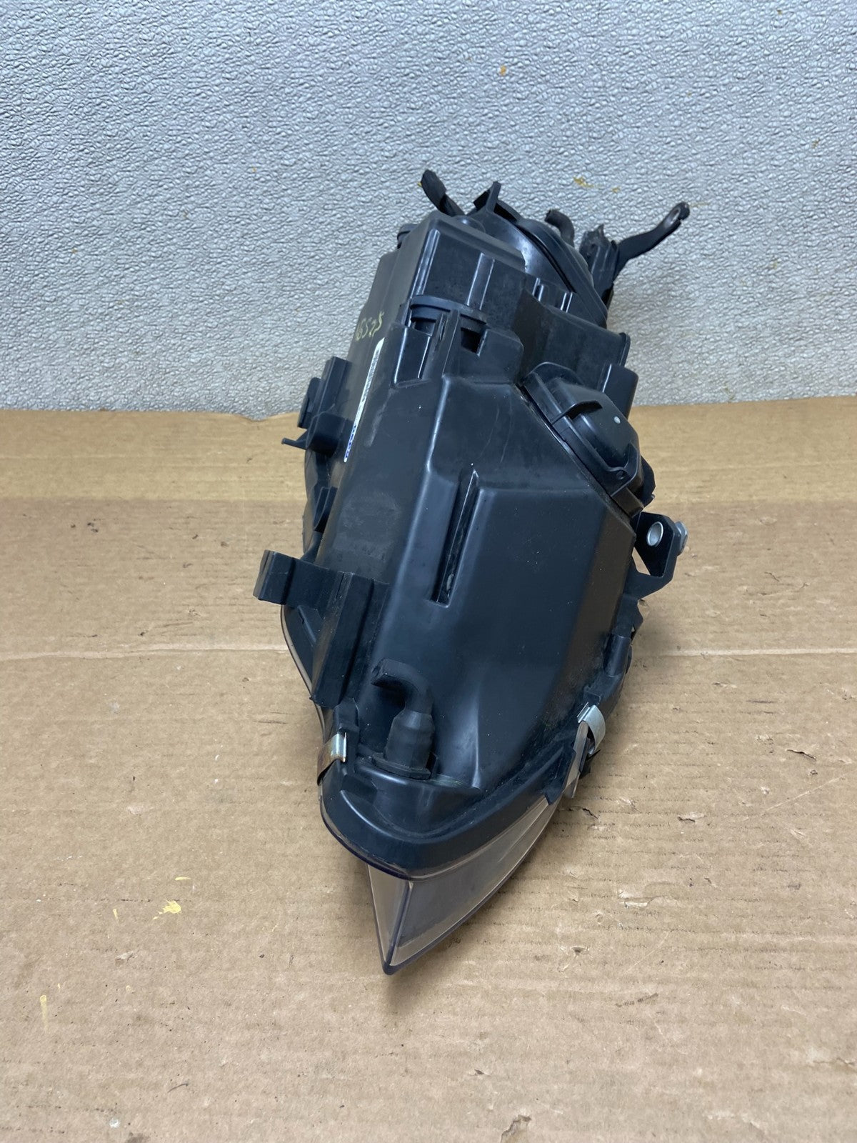 2008 - 2010 Bmw 5 Series 535I 550 Left Driver Headlight Halogen DEPO AB5225 DW4
