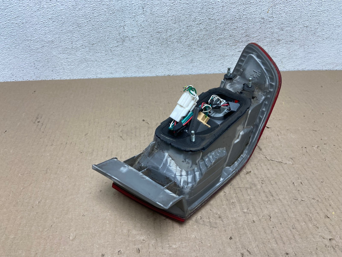 2000 to 2001 Toyota Camry Right Passenger Rh Tail Light AE9673 LK3