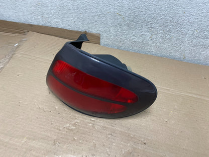 1998 - 1999 Ford Taurus Wagon Right Passenger RH Side Tail Light U0800 DW1