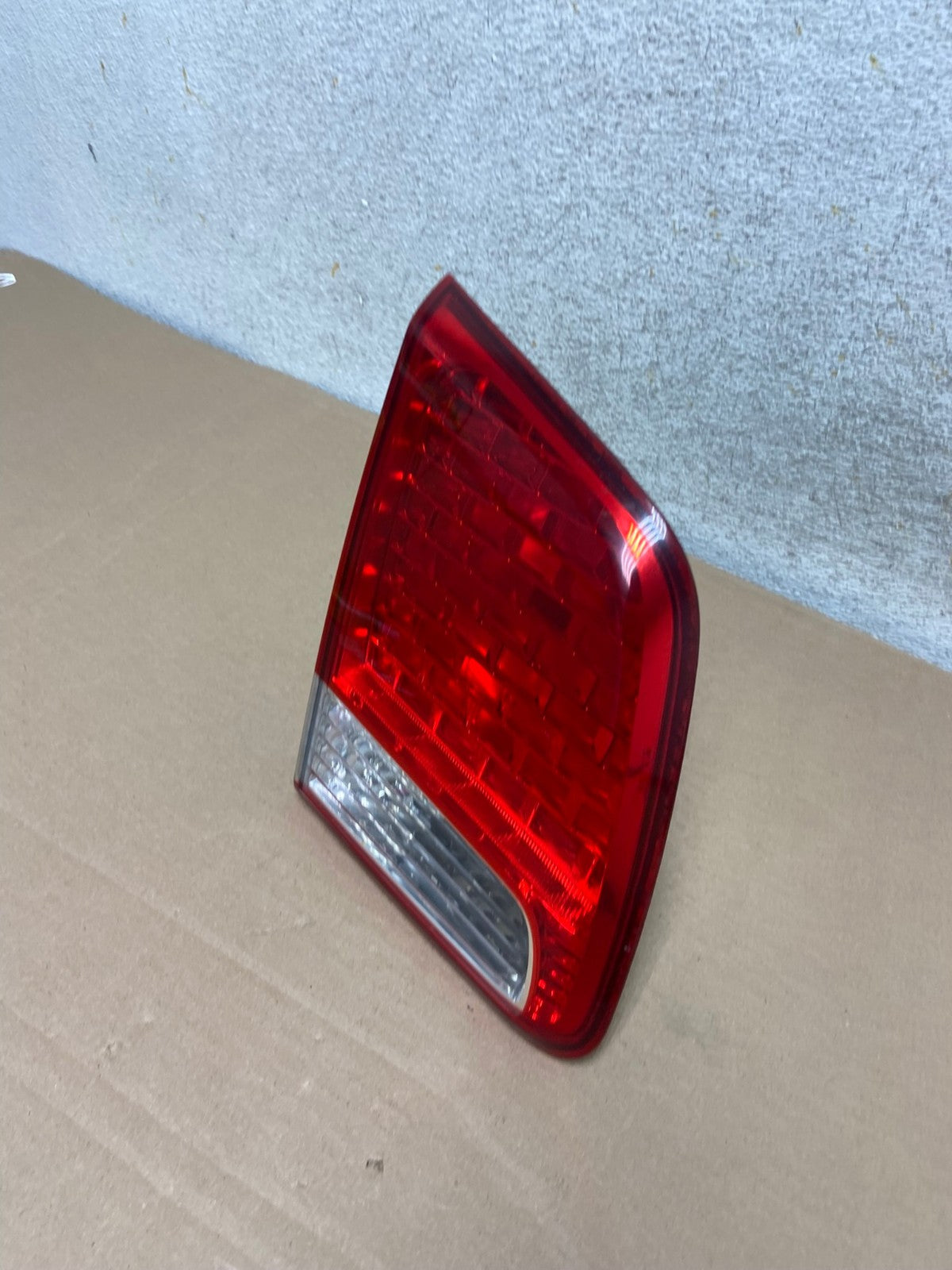 2011 2012 2013 Kia Sorento Left Driver Lh Inner Tail Light AH9314 LK1