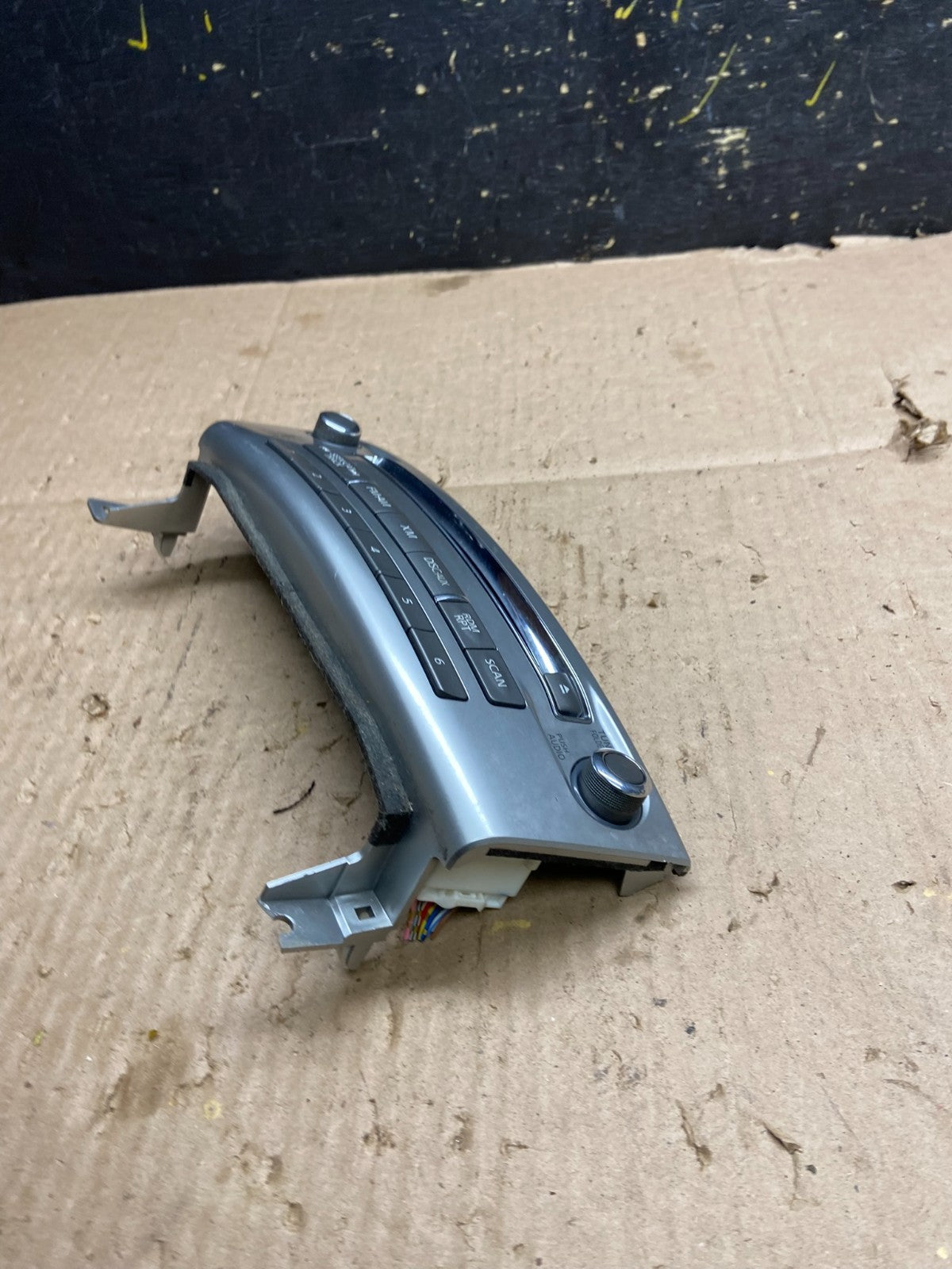 2011 2012 2013  Infiniti M37 Radio Control Face Plate Unit CD Player AB9701 DG2