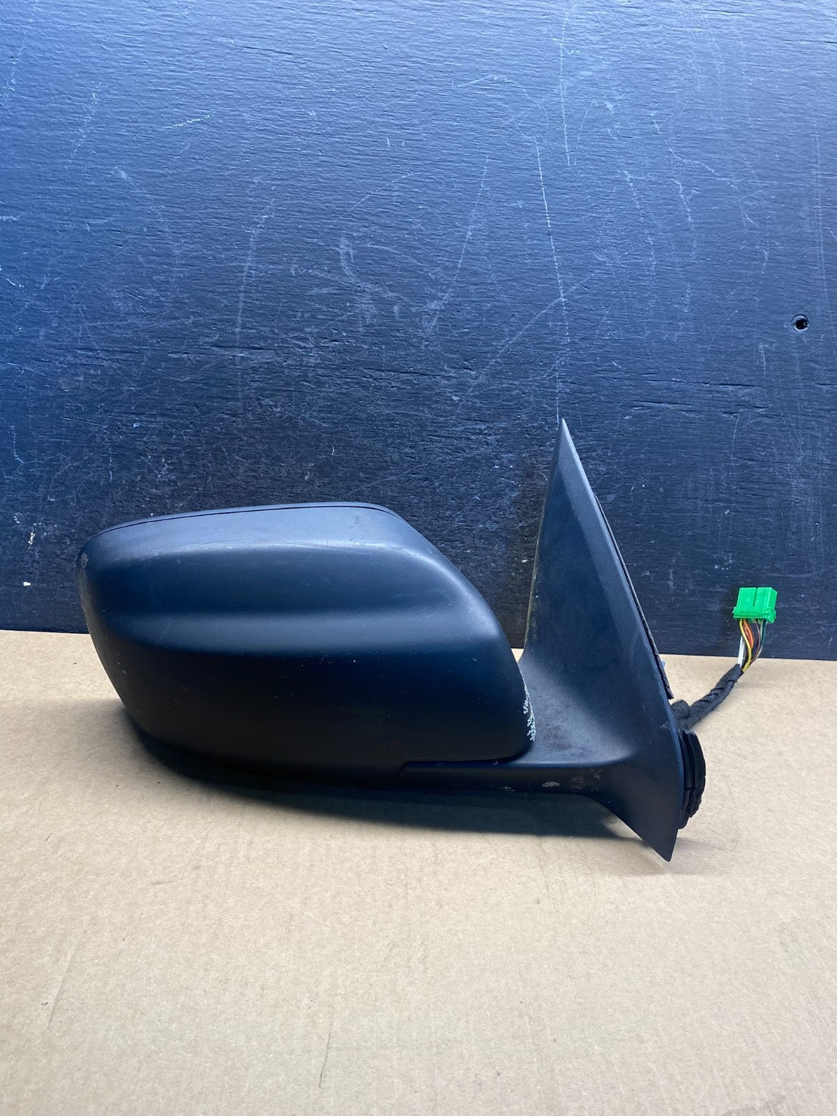 2003 to 2006 Volvo XC90 Right Passenger Side View Door Mirror AG7094 DW0