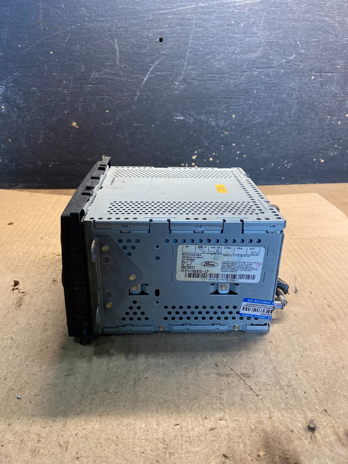 2007 Ford Expedition AM/FM Radio CD Player MP3 6-Disc OEM z8757 DG1