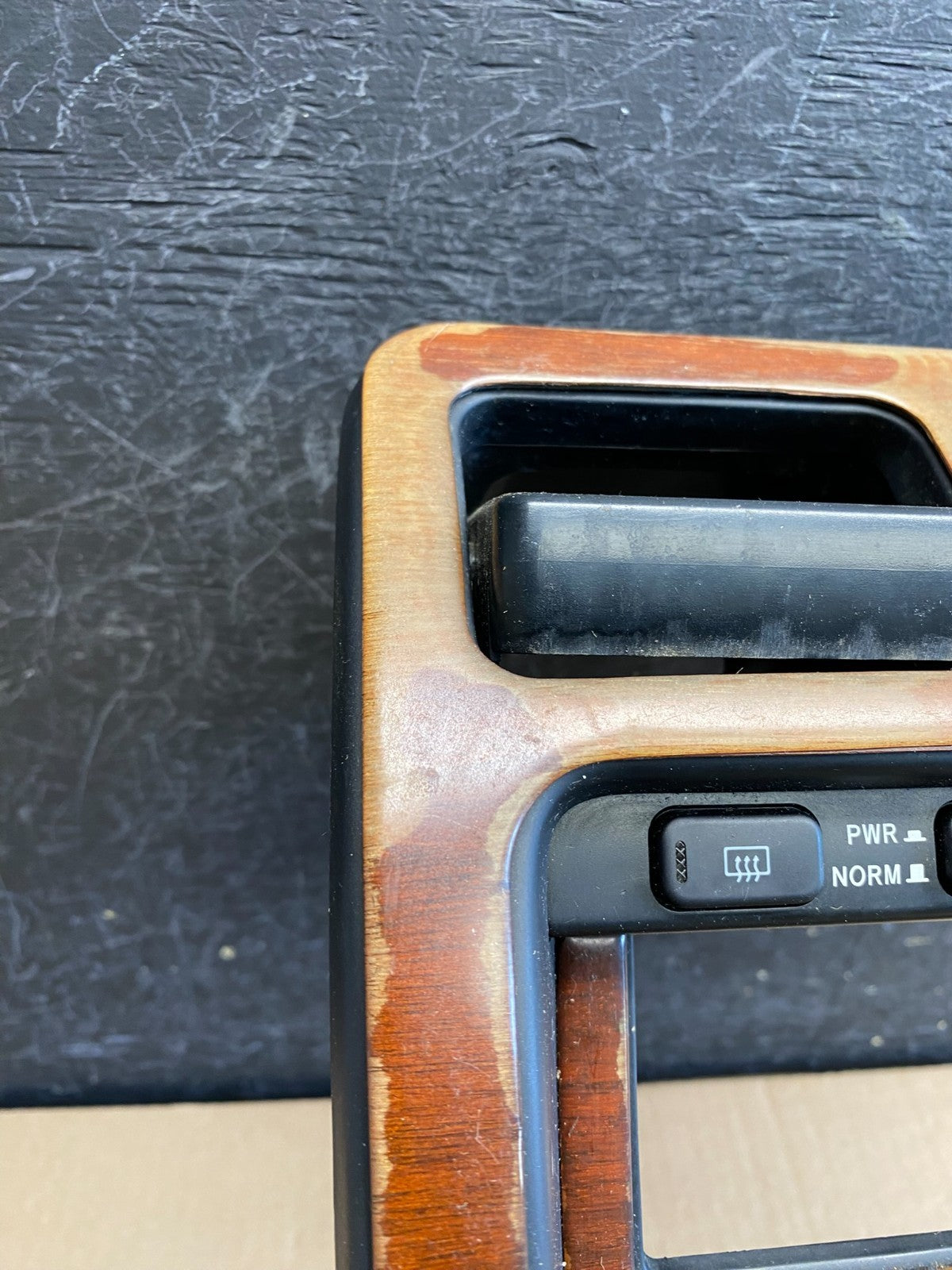 1996 to 1998 Toyota 4Runner Climate Control Heater Radio Bezel AI3003 DG2