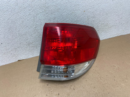2008 2009 2010 Honda Odyssey Right Passenger Side Tail Light AG41040