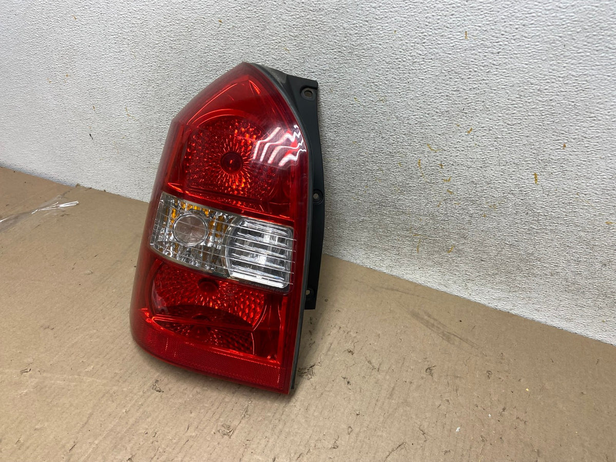 2005 to 2009 Hyundai Tucson Left Driver Lh Side Tail Light AH7665 LK2
