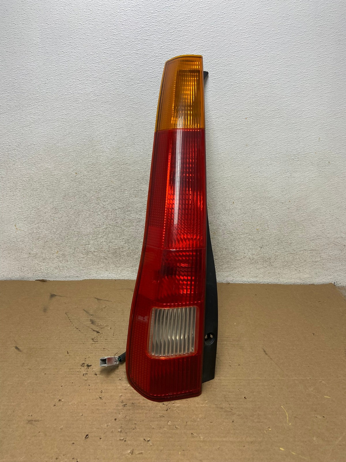 2002 2003 2004 Honda Crv Cr-v Left Driver Lh Tail Light DEPO AH4234 LK0