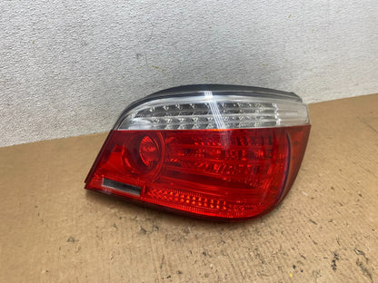 2008 2009 2010 BMW 5 525i 530i Right Passenger Rh Tail Side Light Oem Q8061 DW2