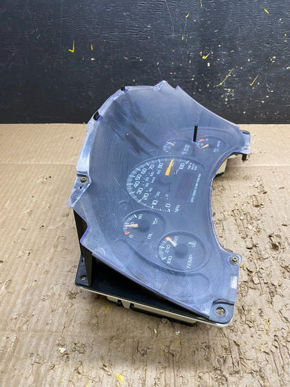 2000 to 2005 Chevrolet Astro Cluster Gauge Speedometer ECM V7545 DG1