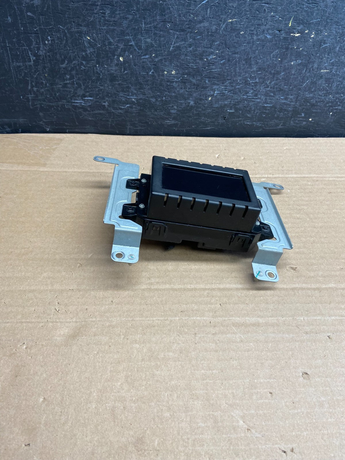 2013 to 2016 Ford Taurus 4.2" Radio Navigation Screen Module ag5086 DG2