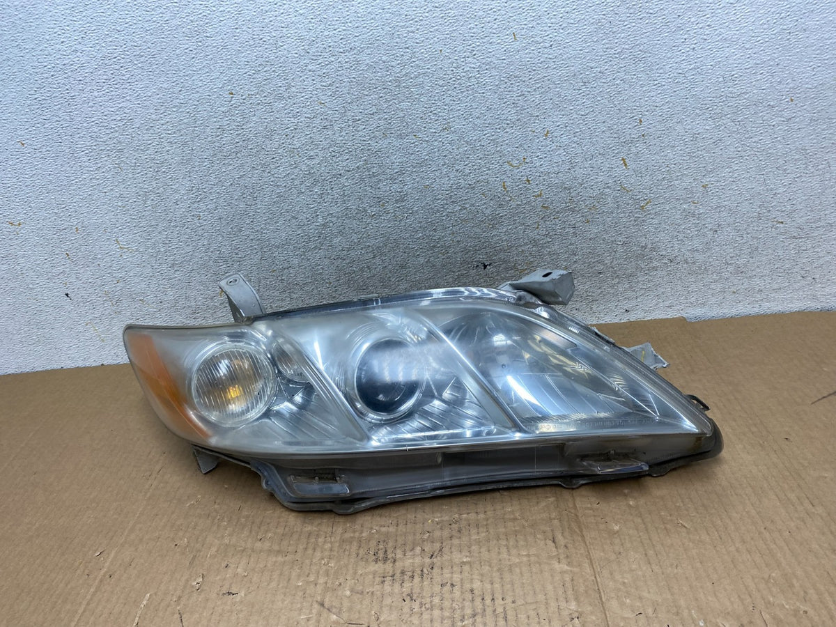2007 - 2009 Toyota Camry Halogen Right Passenger Headlight DEPO AI6575 DW0