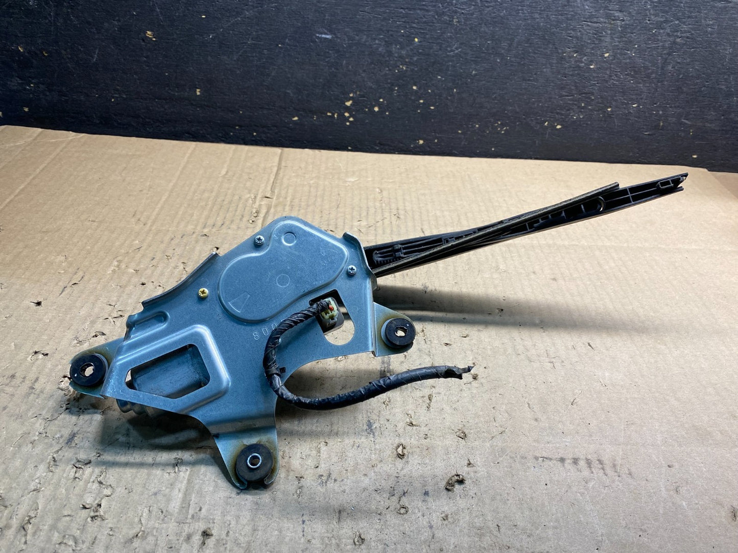 2011 to 2017 Nissan Quest Rear Wiper Motor AB03885