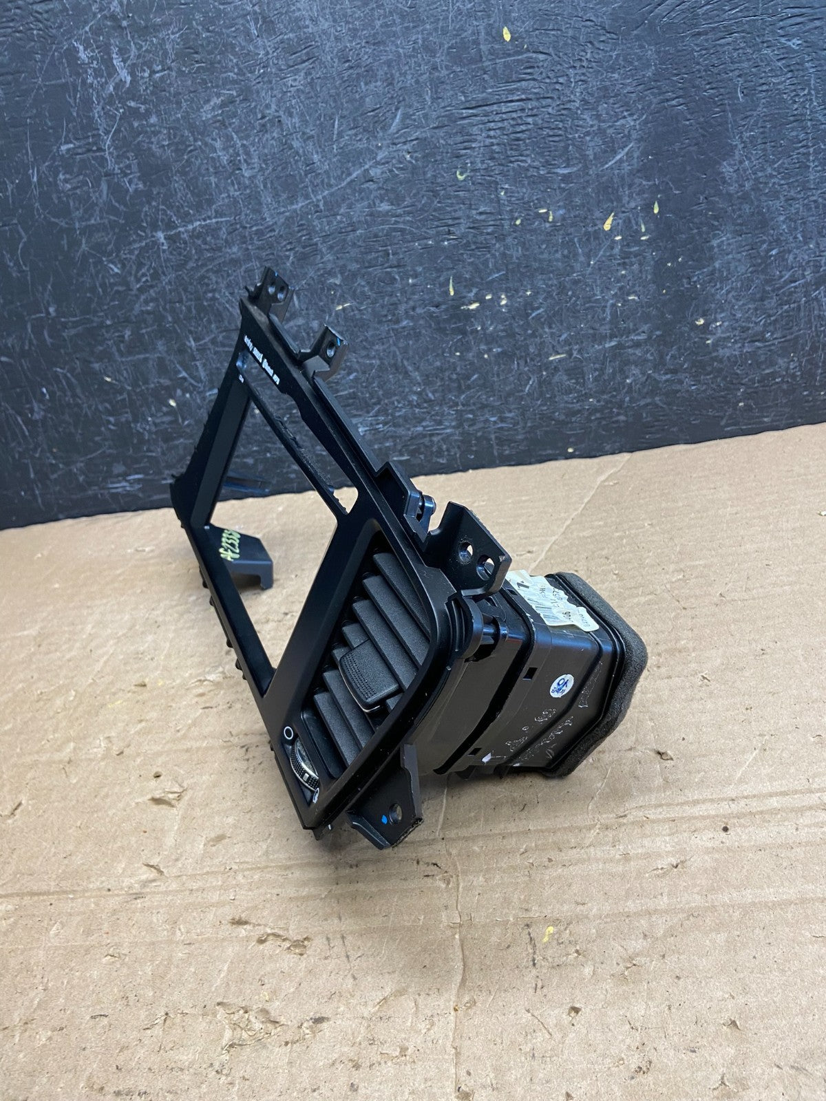 2011 2012 2013 Kia Optima Front Dash Radio Bezel Trim Air Vent af2338 DG2