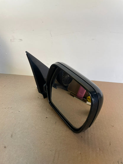 2003 to 2005 Mitsubishi Outlander Right Passenger Door Power Mirror AG2536 MS2