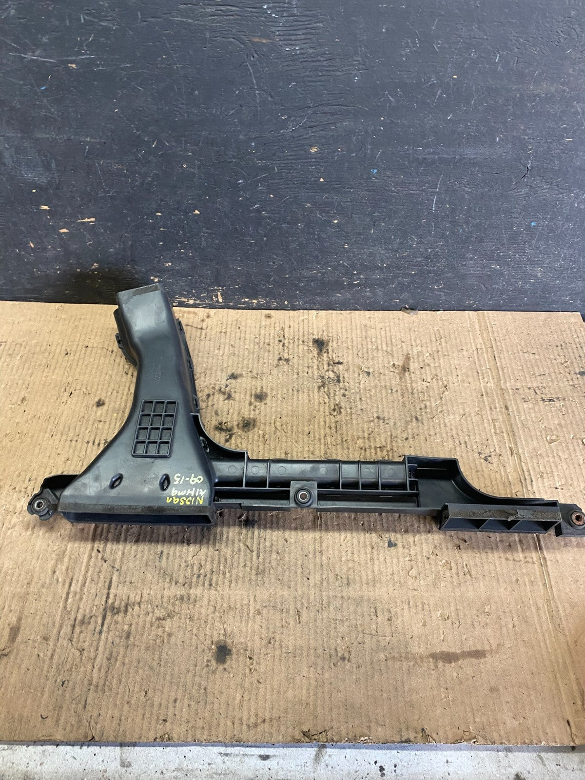 2009 to 2014 Nissan Maxima Upper Air Intake Duct  OEM Q0457 DG3