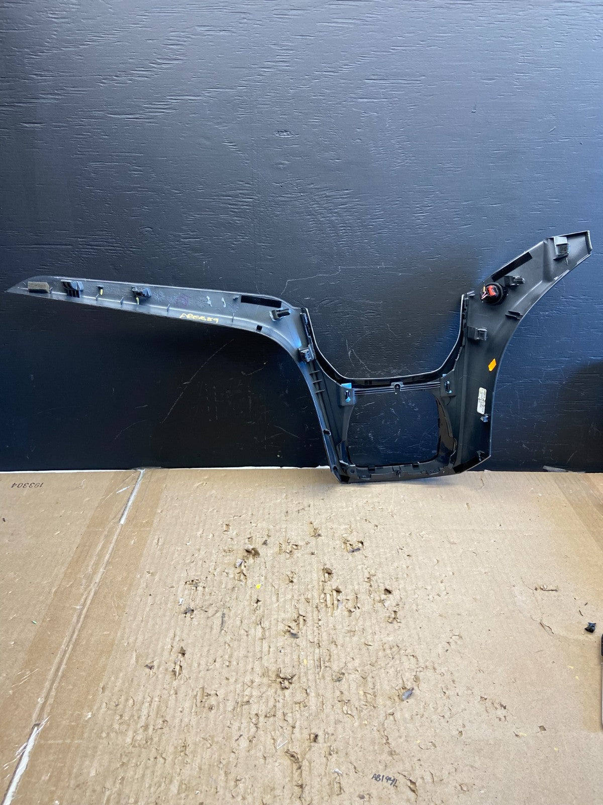 2013-2016 Ford Escape  Center Dash Radio Gear Shifter Panel Bezel Trim AB5889 DG4