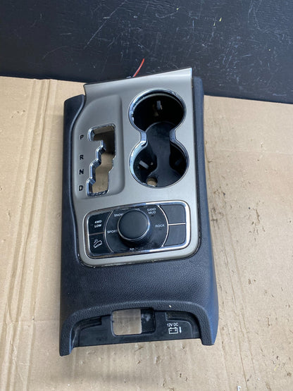 2011-2013 Jeep Grand Cherokee Center Console Shifter Cup Holder Bezel AB8957 DG0