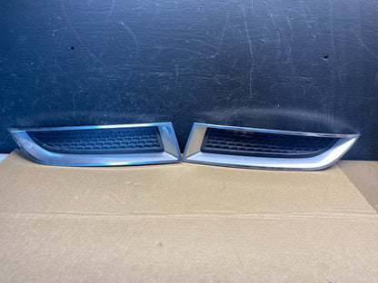 2013 to 2016 GMC Acadia Right+Left Set Upper Bumper Grille Cover AF6875 DG0