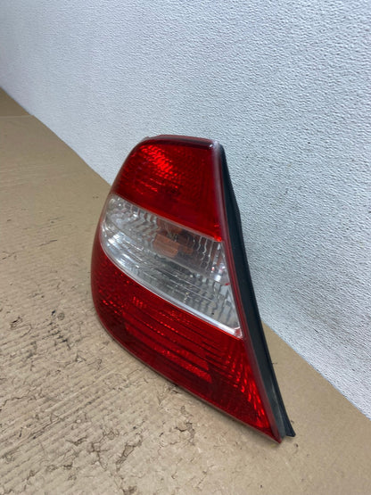 2002 2003 2004 Toyota Camry Left Driver LH Side Tail Light AF2954 LK1
