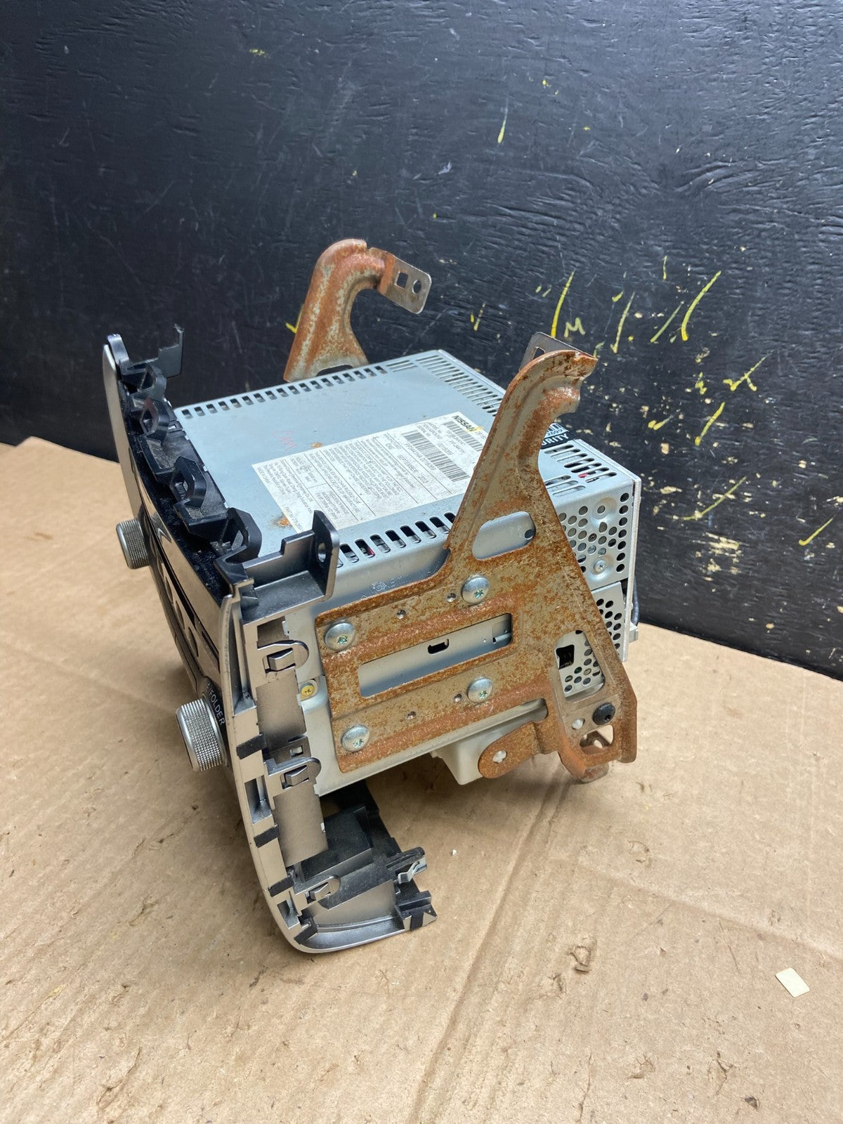 2013 to 2016 Nissan Pathfinder Radio Temperature Climate Control OEM AA8193 DG2