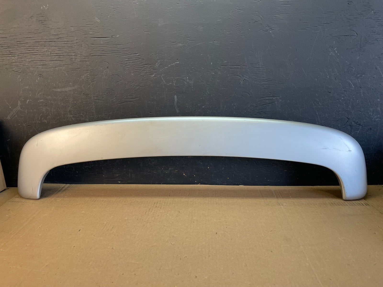 2001 to 2007 Toyota Highlander Upper Rear Upper Wing Spoiler AD0134 DG0