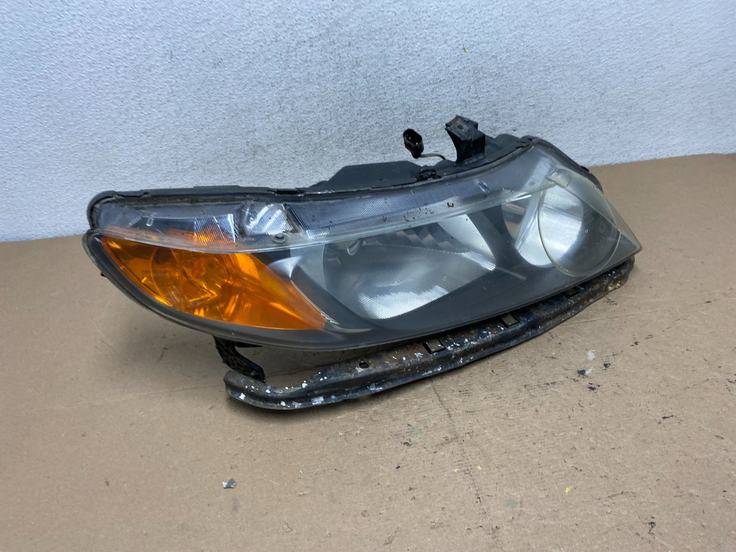2006 2007 2008 Honda Civic Sedan Right Passenger Headlight Halogen AF5114 DW2