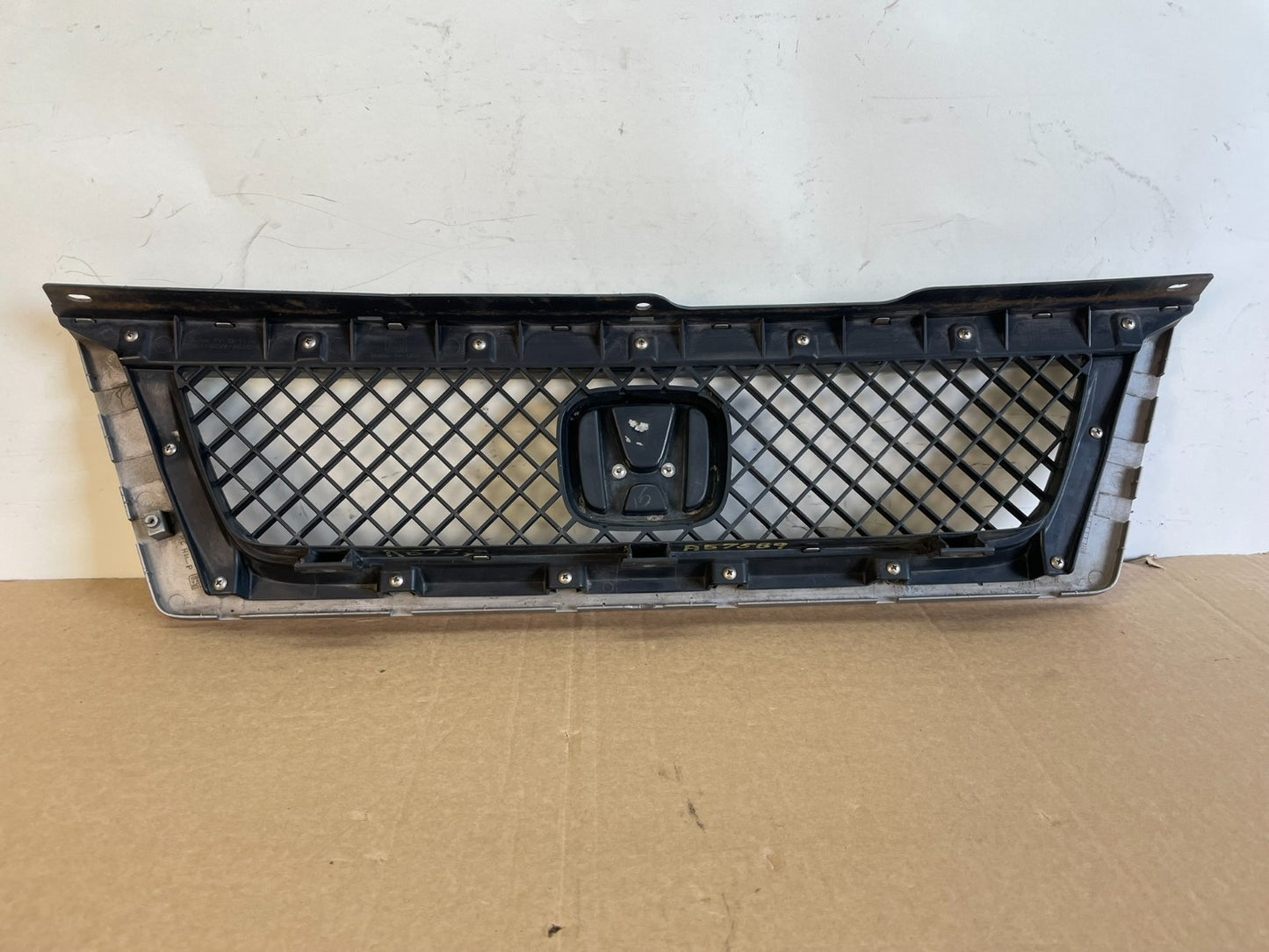 2003 2004 2005 2006 Honda Element Front Upper Grill Grille AG7589 DG3