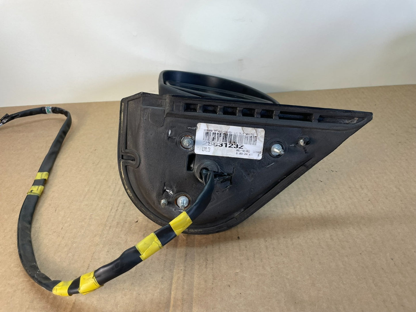 2007 to 2013 Chevrolet Tahoe Silverado Suburban Left Driver Mirror AF5485 DW4