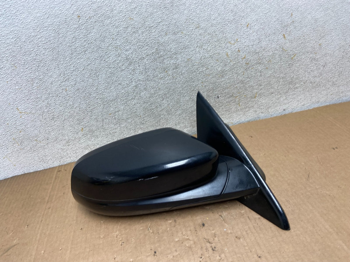 2010 to 2018 Ford Taurus Right Passenger View Door Mirror AI8885 DW0