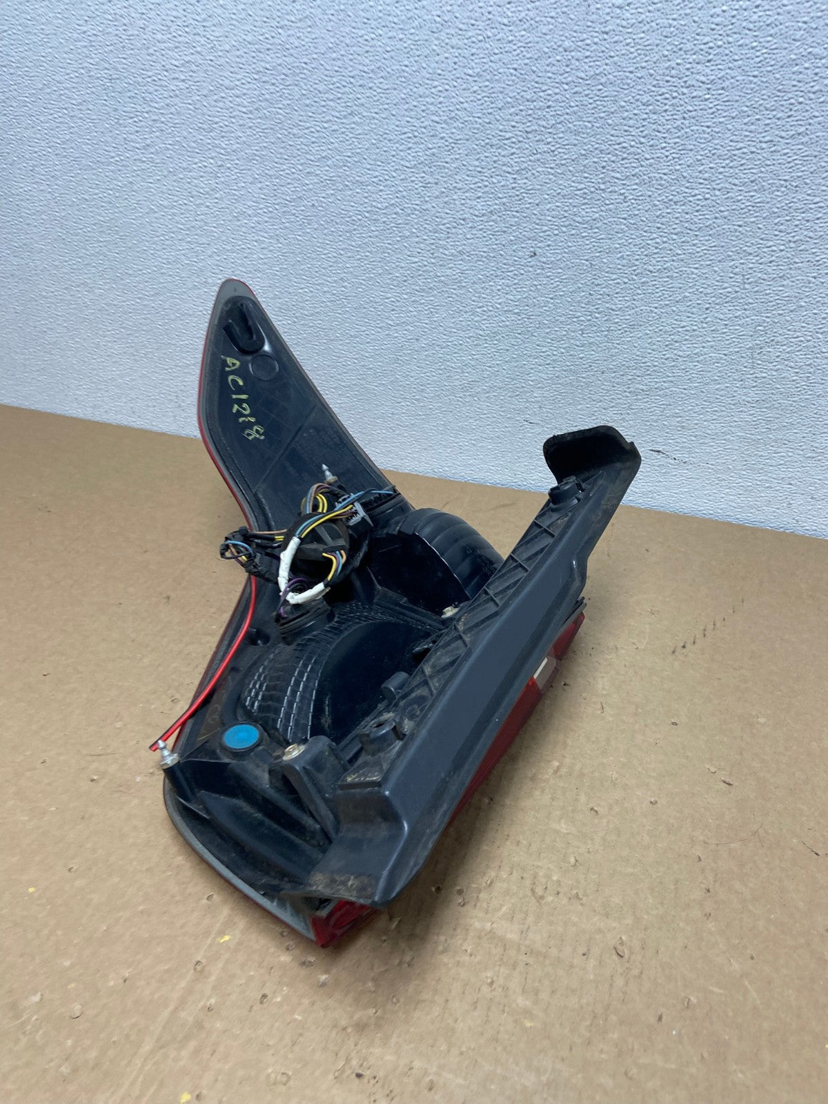 2011-2015 Ford Explorer Police Package Right Passenger Side Tail light AC1218 LK5