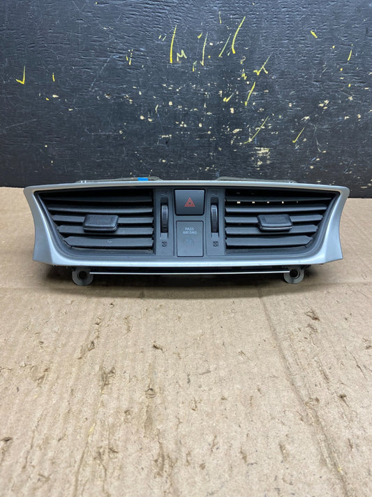 2016 to 2019 Nissan Sentra Air Vents Top Dash Center W/Hazzard Switch AB1798 DG0