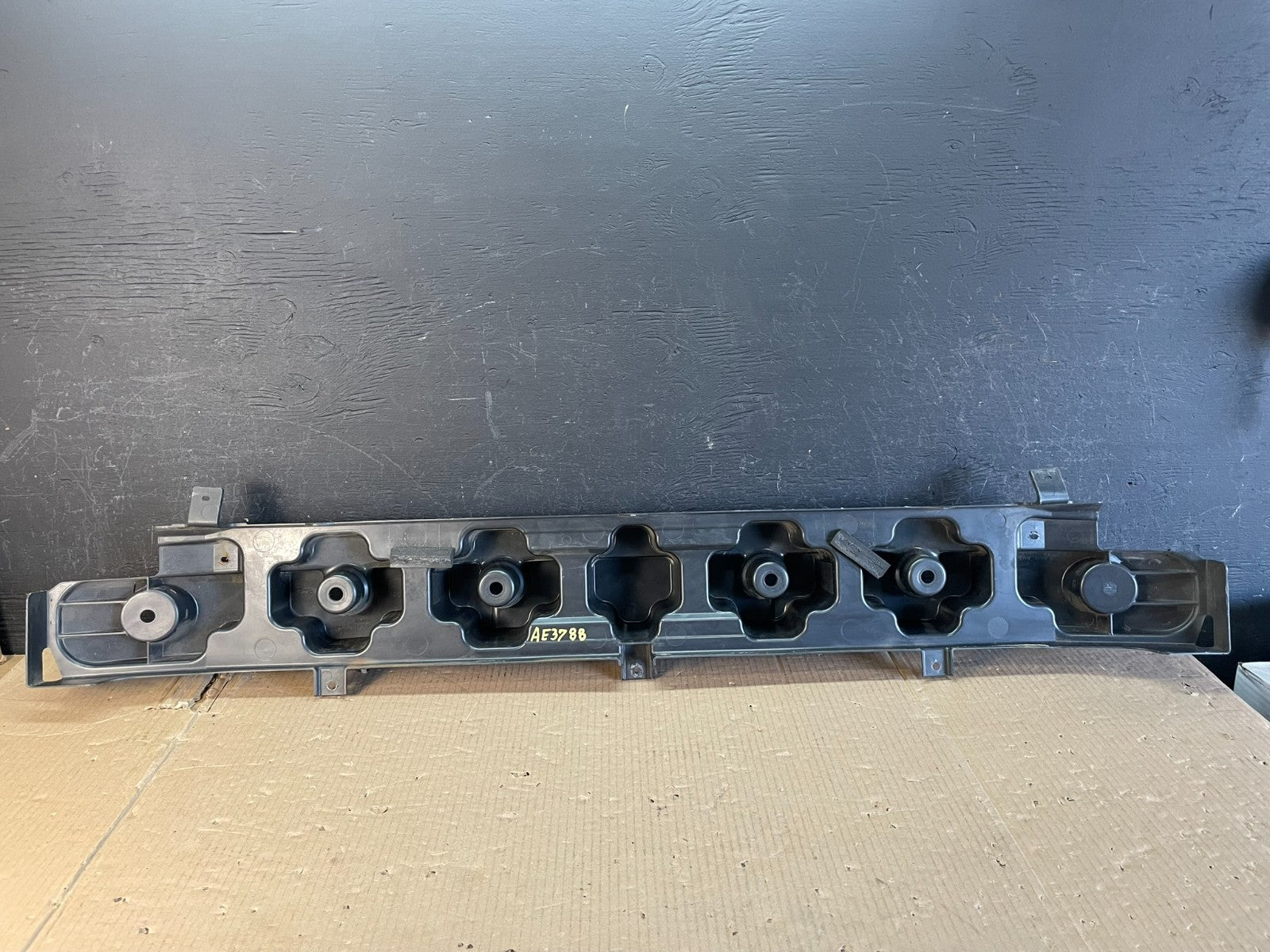 2008 Ford Taurus X Front Bumper Absorber AE37883