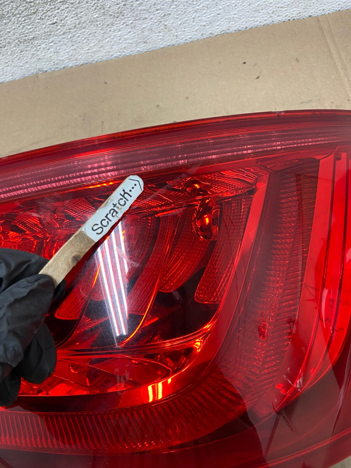 2010 - 2015 Audi Q7 Right Passenger RH Side Tail Light AE4922 LK4