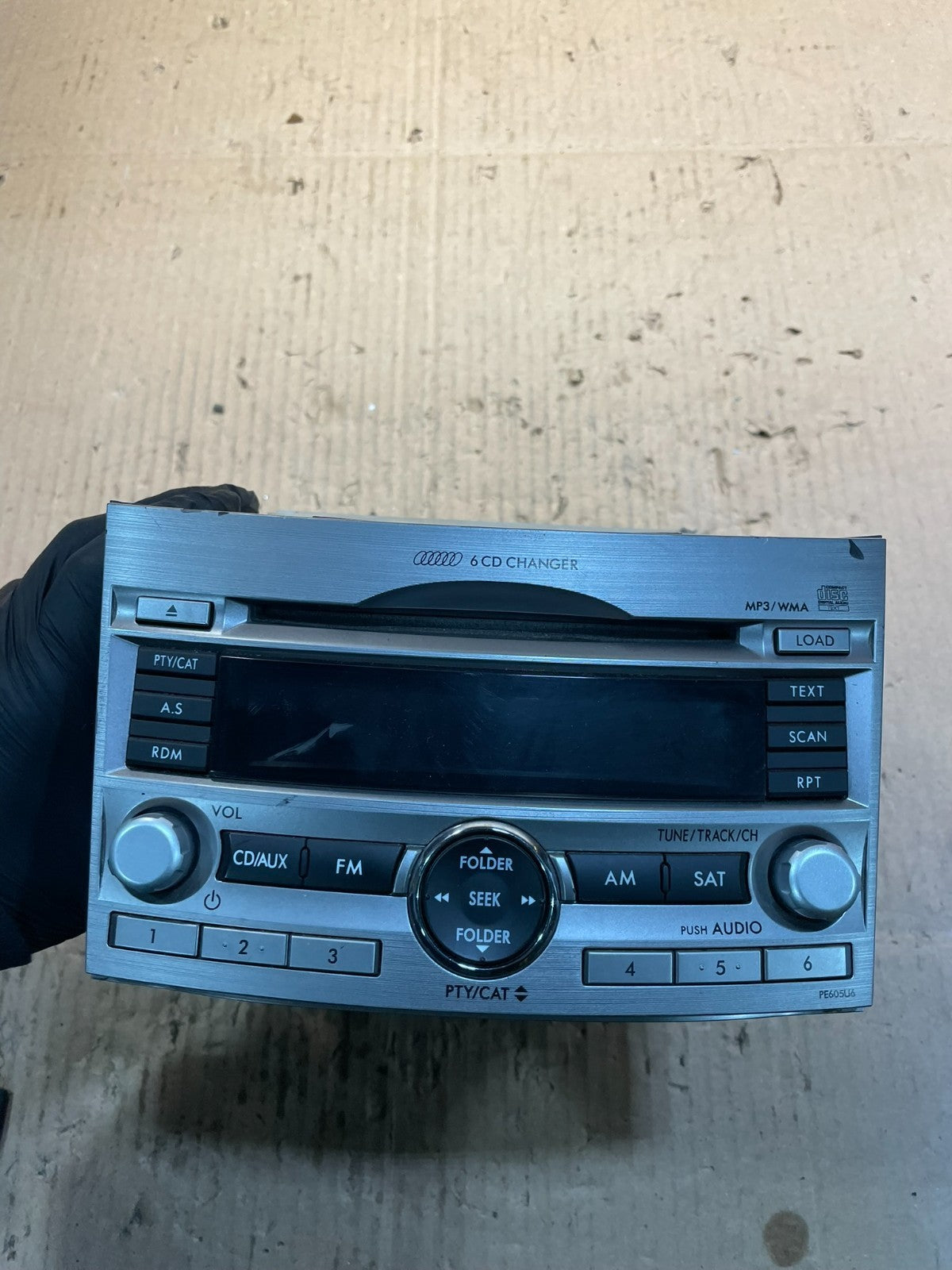 2010 to 2012 Subaru Legacy AM FM CD MP3 Radio Player AC8029 DG0