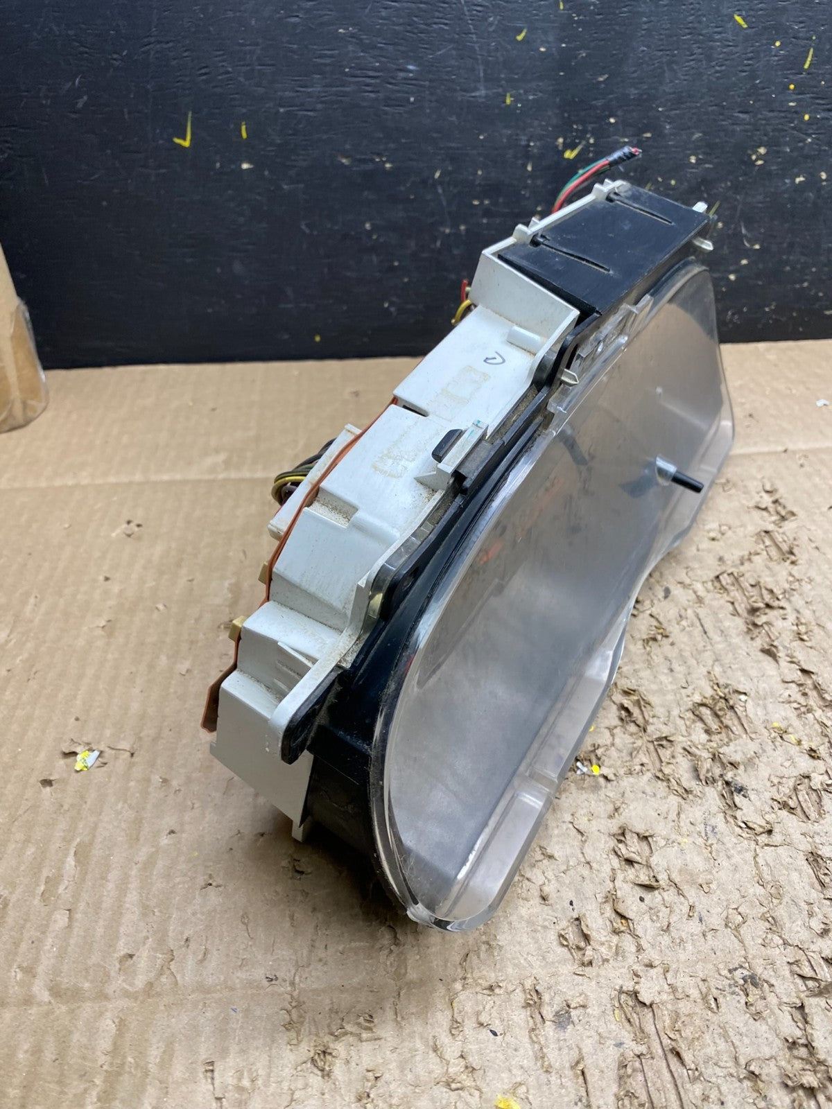 2001 - 2002 Ford Econoline E250 E350 Van Speedometer Instrument Cluster V7360 DG2