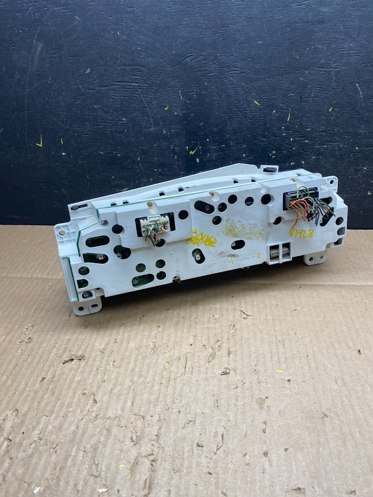 2003 to 2004 Ford F250 F350 Speedometer Instrument Gauge Cluster v1428 DG5