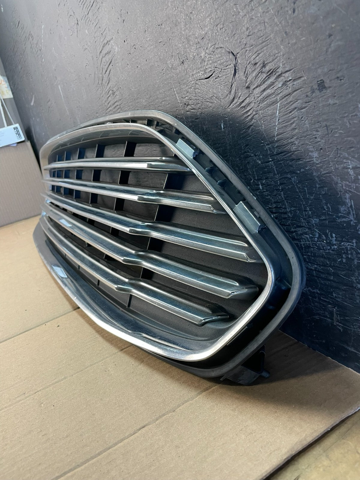2013 to 2016 Ford Fusion Front Upper Grille Chrome Grill Bumper ac2080 DG1