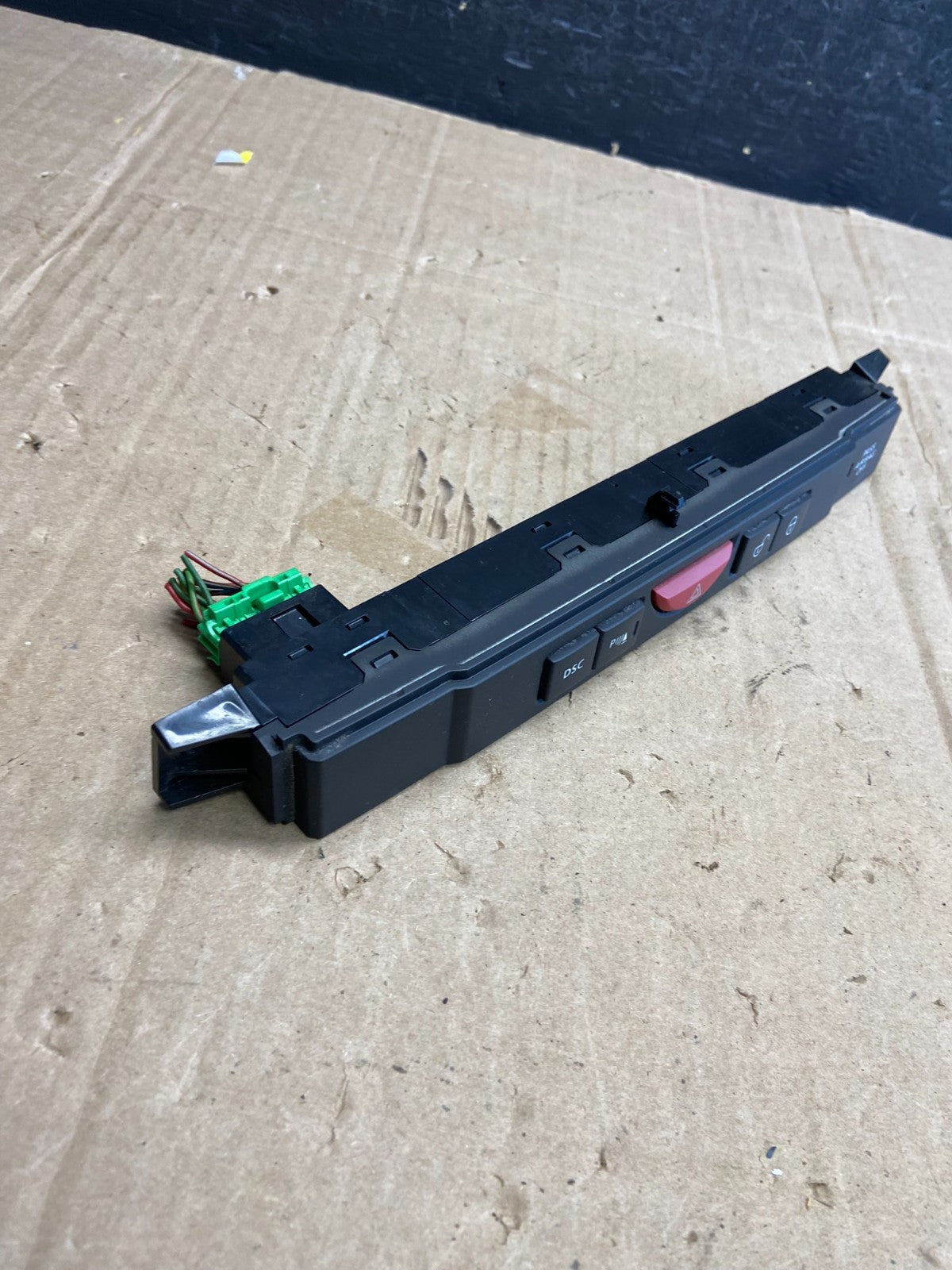 2008-2009 Land Rover Sport Dashboard Hazard Door Lock Switch ad7240 DG1