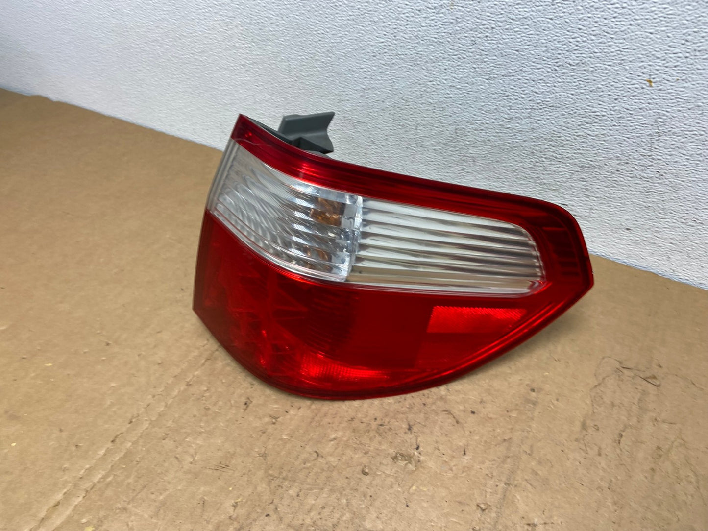 2005 2006 2007 Honda Odyssey Right Passenger RH Side Tail Light AD1401 LK1