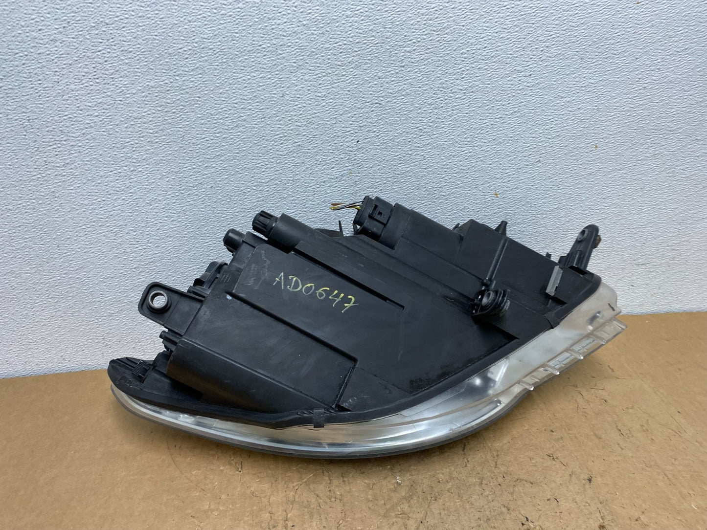 2009 - 2012 Volkswagen CC Left Driver Lh Side Headlight Halogen AD0647 DW6