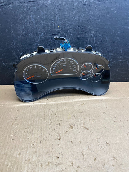 2002 to 2004 GMC Envoy Speedometer Cluster Gauge ac6756 DG0