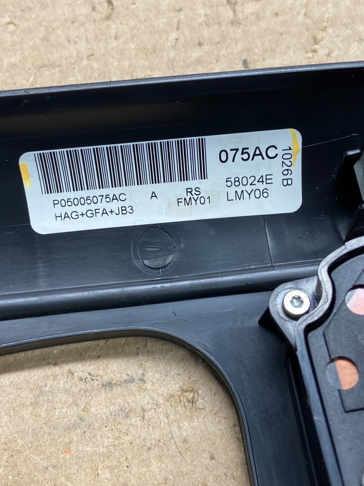 2004 to 2007 Dodge Grand Caravan AC Climate Control Hvac AH3983 DG5
