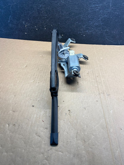 2005 to 2009 Subaru Legacy Outback Rear Windshield Wiper Motor AG16022