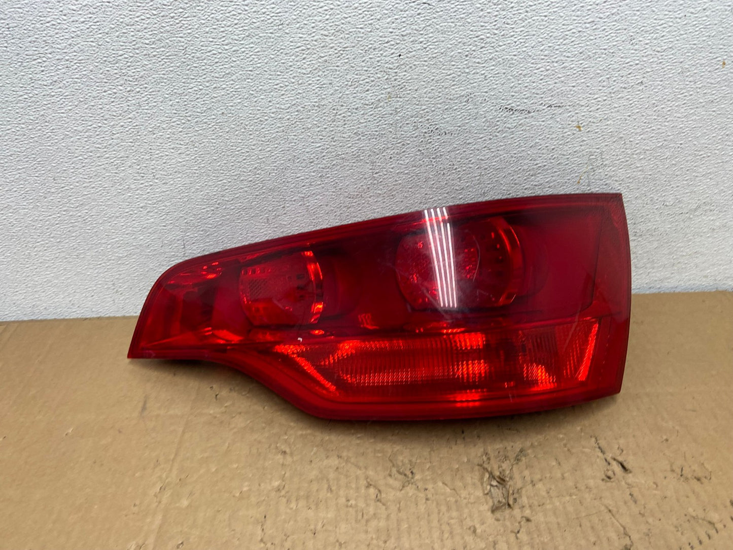 2007 2008 2009 Audi Q7 Right Passenger Rh Side Tail Light AD2429 LK0