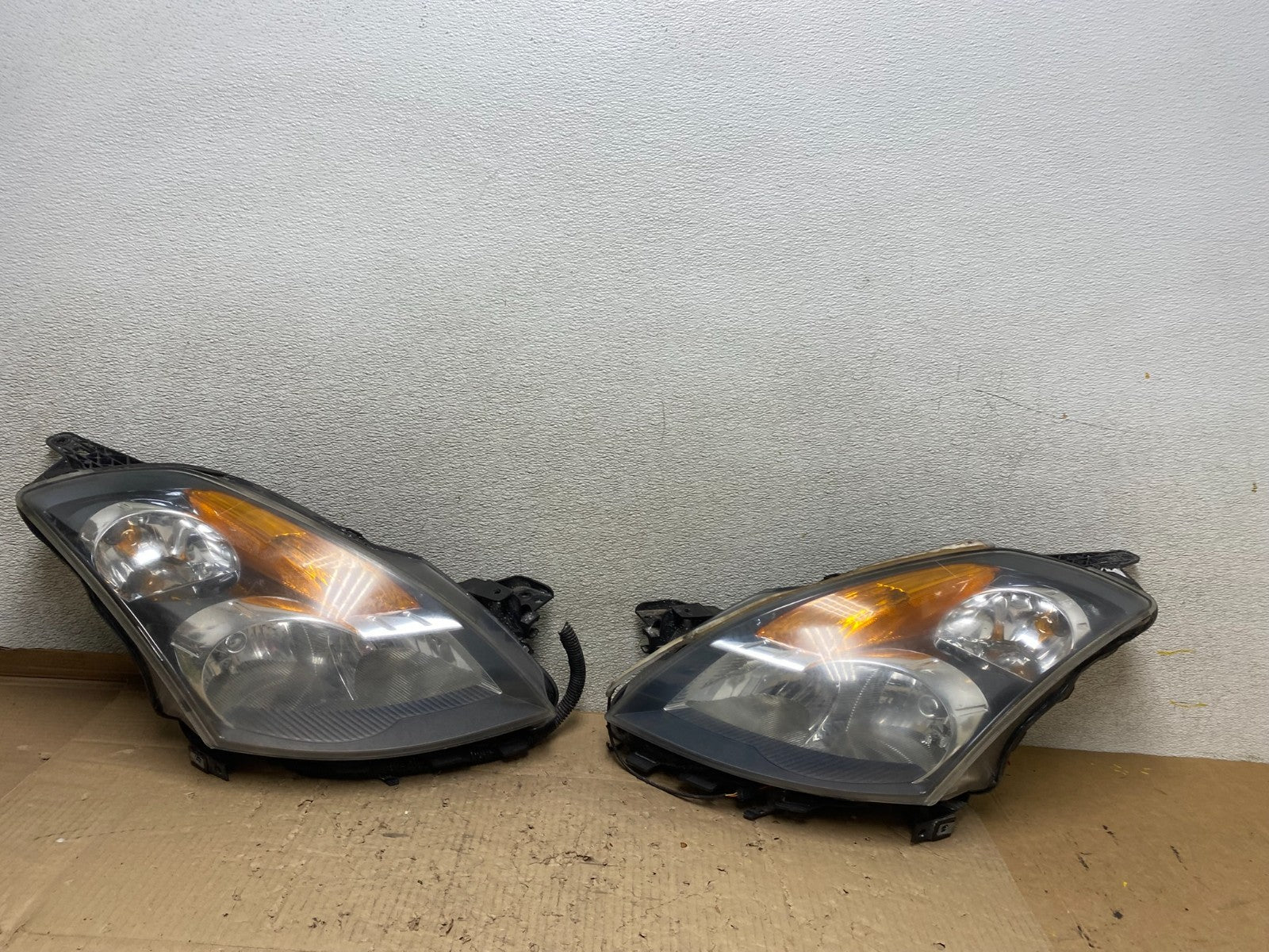 Sedan 2007 2008 2009 Nissan Altima Left+Right Set Headlights U6511 DW0