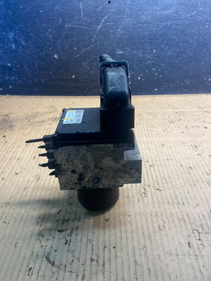 2011 - 2014 Ford E250 E350 Van  ABS Anti Lock Brake Pump Module Oem y4296 DG3
