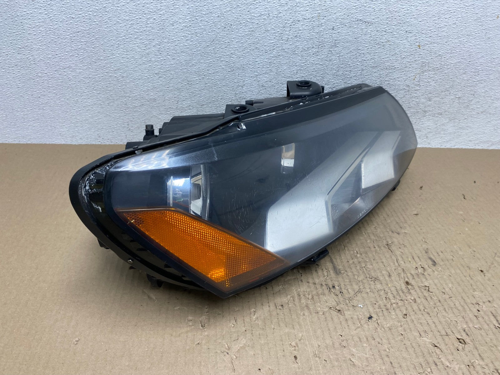 2012-2015 Volkswagen Passat Right Passenger RH Halogen Headlight DEPO AE7093 LK2