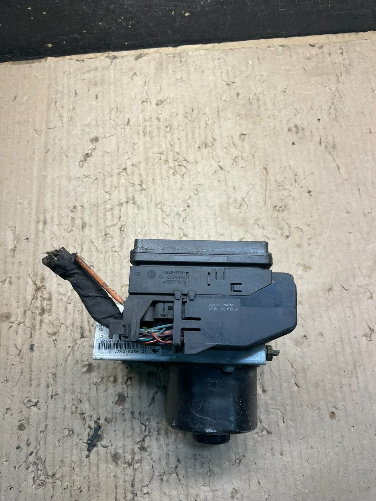 06-12 Mercedes R350,GL450,ML500 A2515452532 ABS AntiLock Brake Pump OEM x0982 DG1