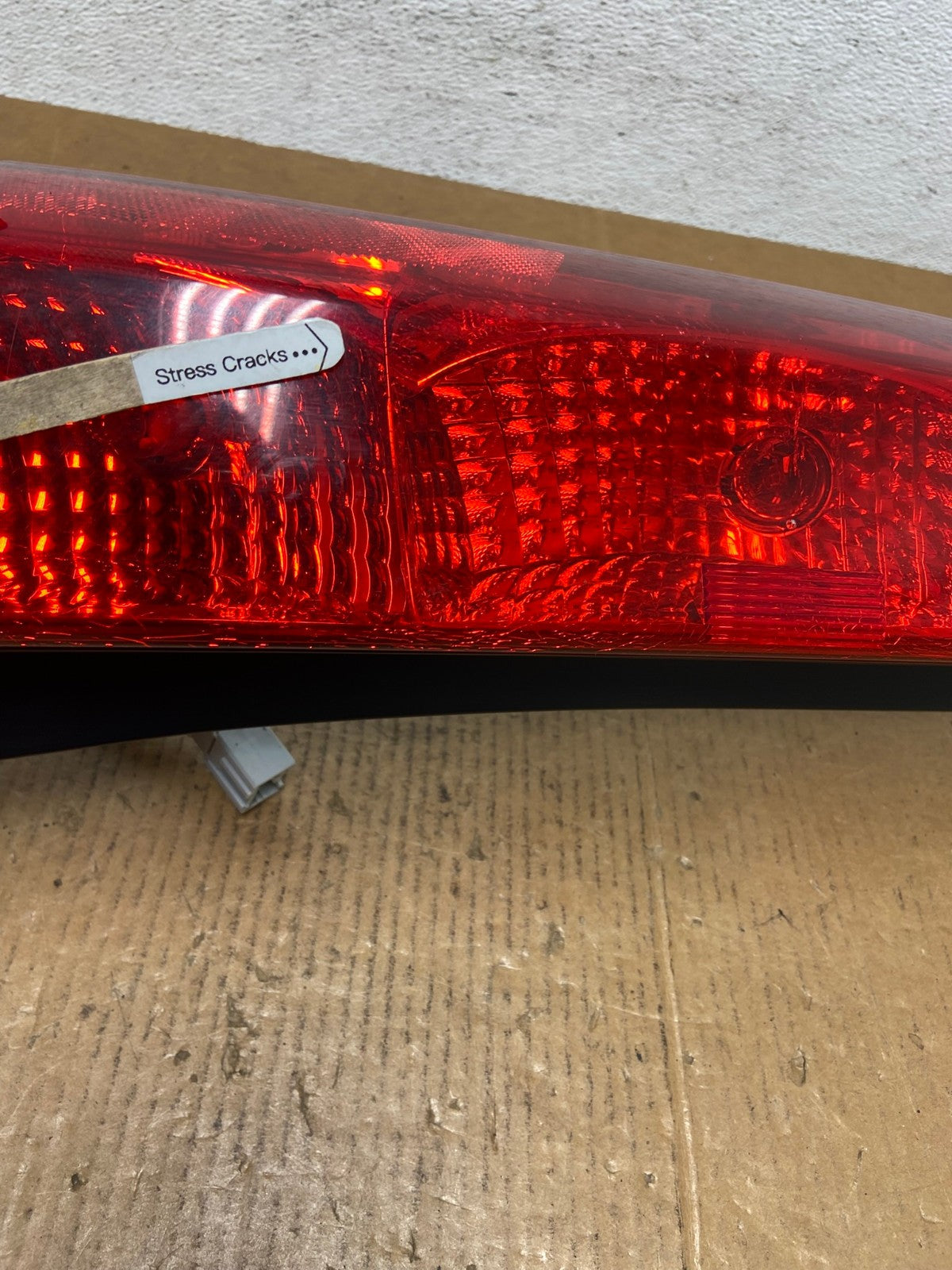 2005 to 2006 Honda Cr-v Crv Left Driver LH Tail Light AE0613 LK3
