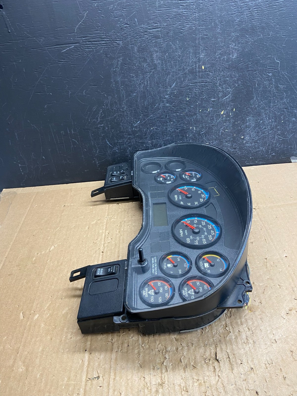 2010-2016 International DURASTAR 4300 Speedometer Cluster 3868370c93 ad6928 DG3